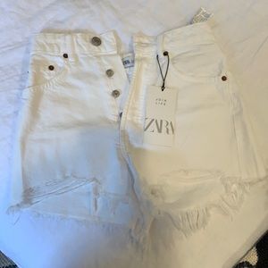 Super cute white Zara shorts
